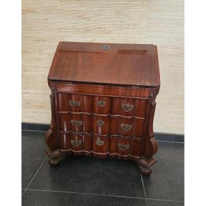Small English Desk