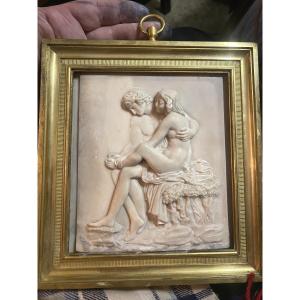 High-relief Sculpture In Alabaster Depicting An Antique Scene Of Two Young Lovers, Framed