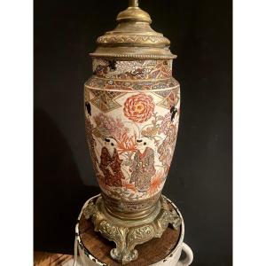 Large 19th-cen Satsuma Porce Living Room Lamp, Mounted In France With Ornamental Bronze Bases 