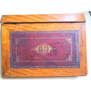 Rare And Beautiful 19th-century Travel Writing Desk In Red Mahogany With A Decorated Red Morocco Leather Top.