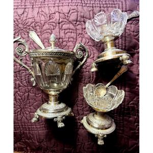 Table Service Consisting Of Two Salt Cellars And A Sugar Bowl In Chased Silver With Crystal Interior, Silver Minerva.