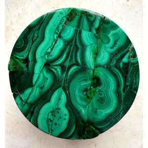 Round 19th-century Bronze Powder Compact In Raw Green Malachite, Beautifully Crafted With Intricate Marquetry.