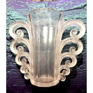 Beautiful And Famous Volute Vase: