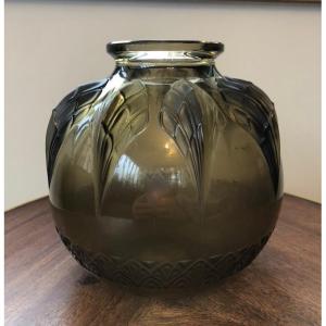 Smoked Glass Vase Era Lalique-sabinot-verrelys