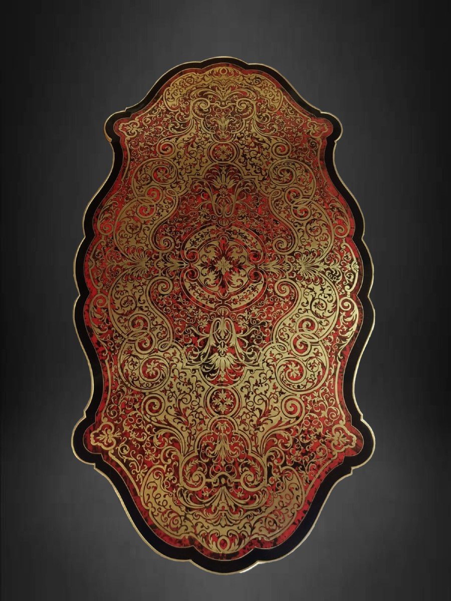 Tavolo centrale di forma violonnée in intarsio -photo-4