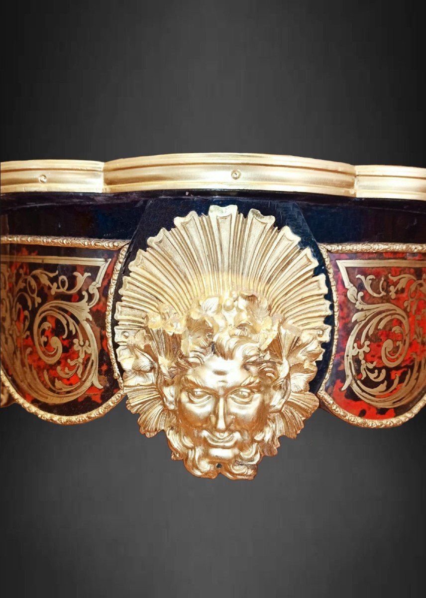 Tavolo centrale di forma violonnée in intarsio -photo-2