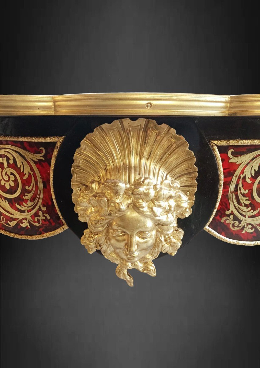 Tavolo centrale di forma violonnée in intarsio -photo-3