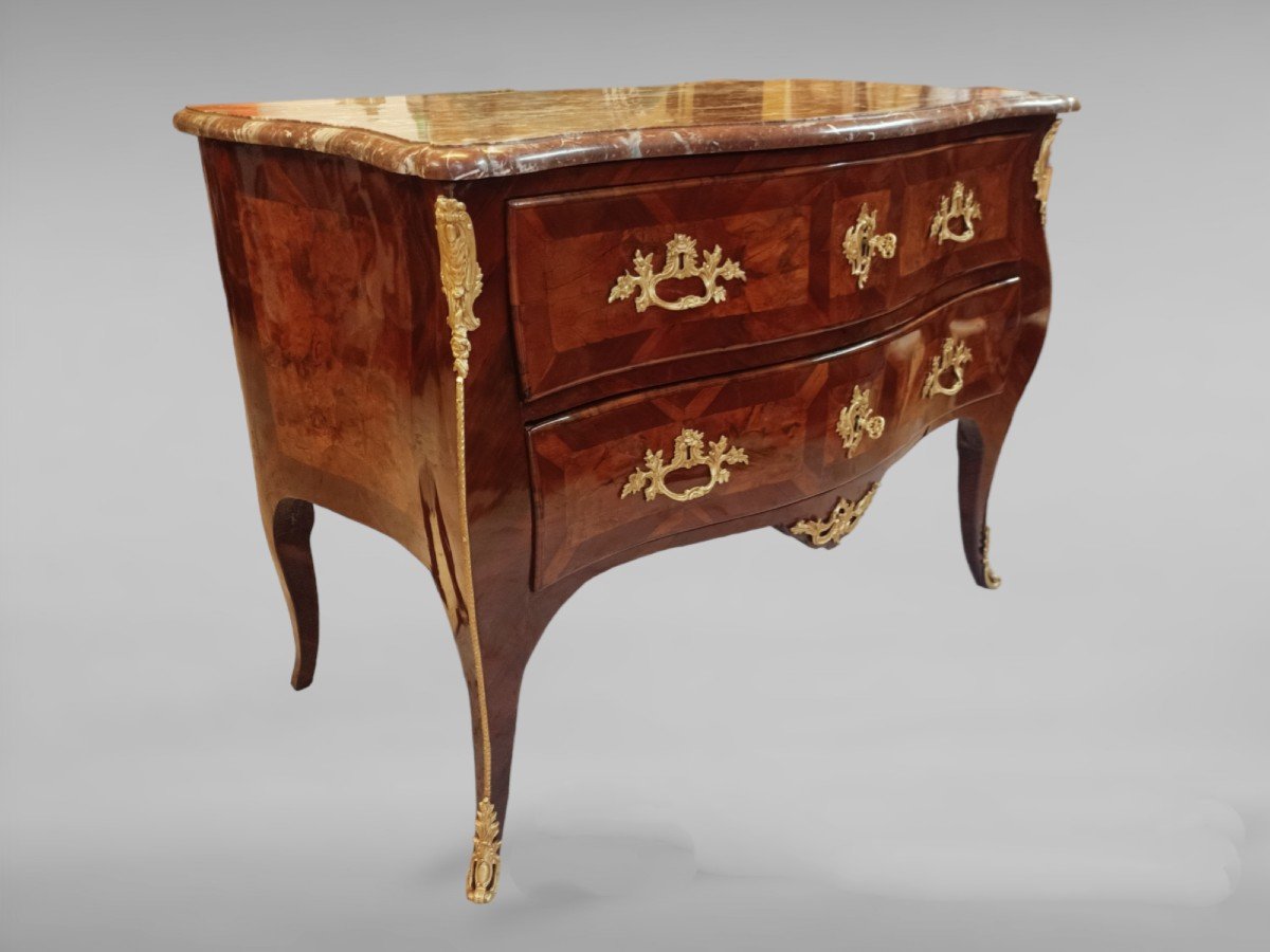 Cassettone mosso  Luigi XV  intarsiato apribile con due cassetti, piano in marmo rosso reale.-photo-4