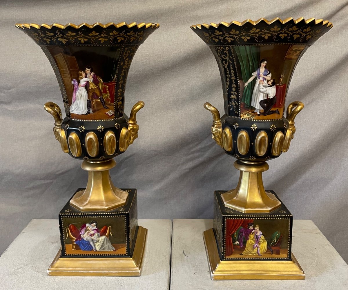 Coppia di vasi in porcellana Francia epoca Carlo X