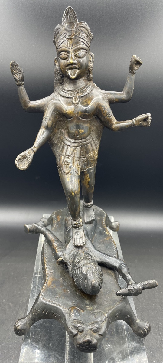 Scultura indiana in bronzo del XIX secolo raffigurante Kali e Shiva-photo-2