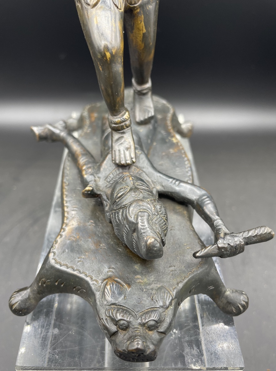 Scultura indiana in bronzo del XIX secolo raffigurante Kali e Shiva-photo-1