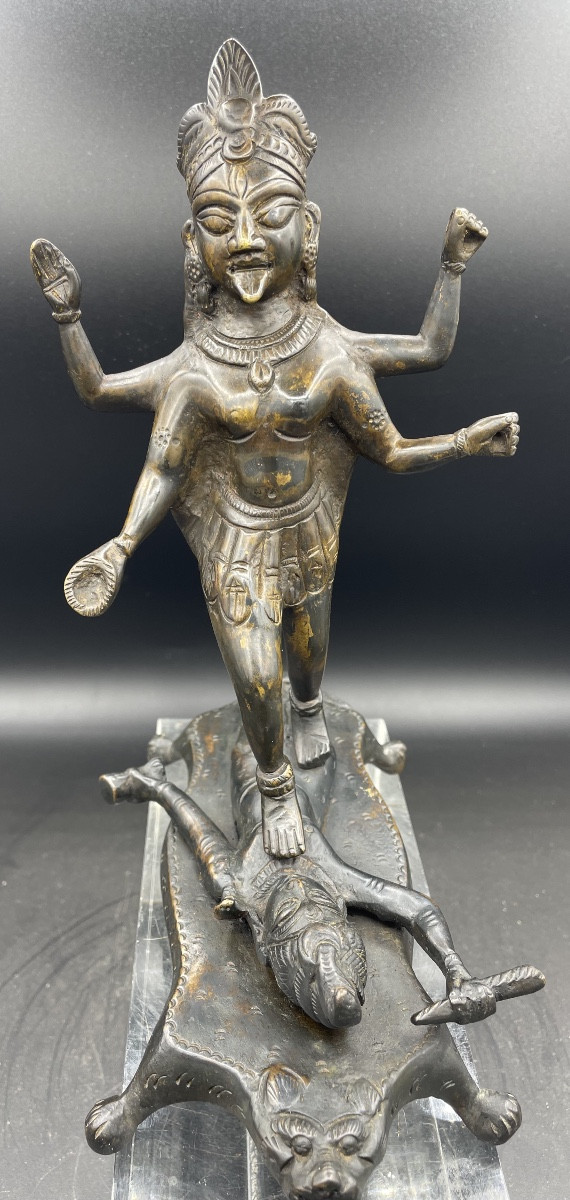 Scultura indiana in bronzo del XIX secolo raffigurante Kali e Shiva-photo-2