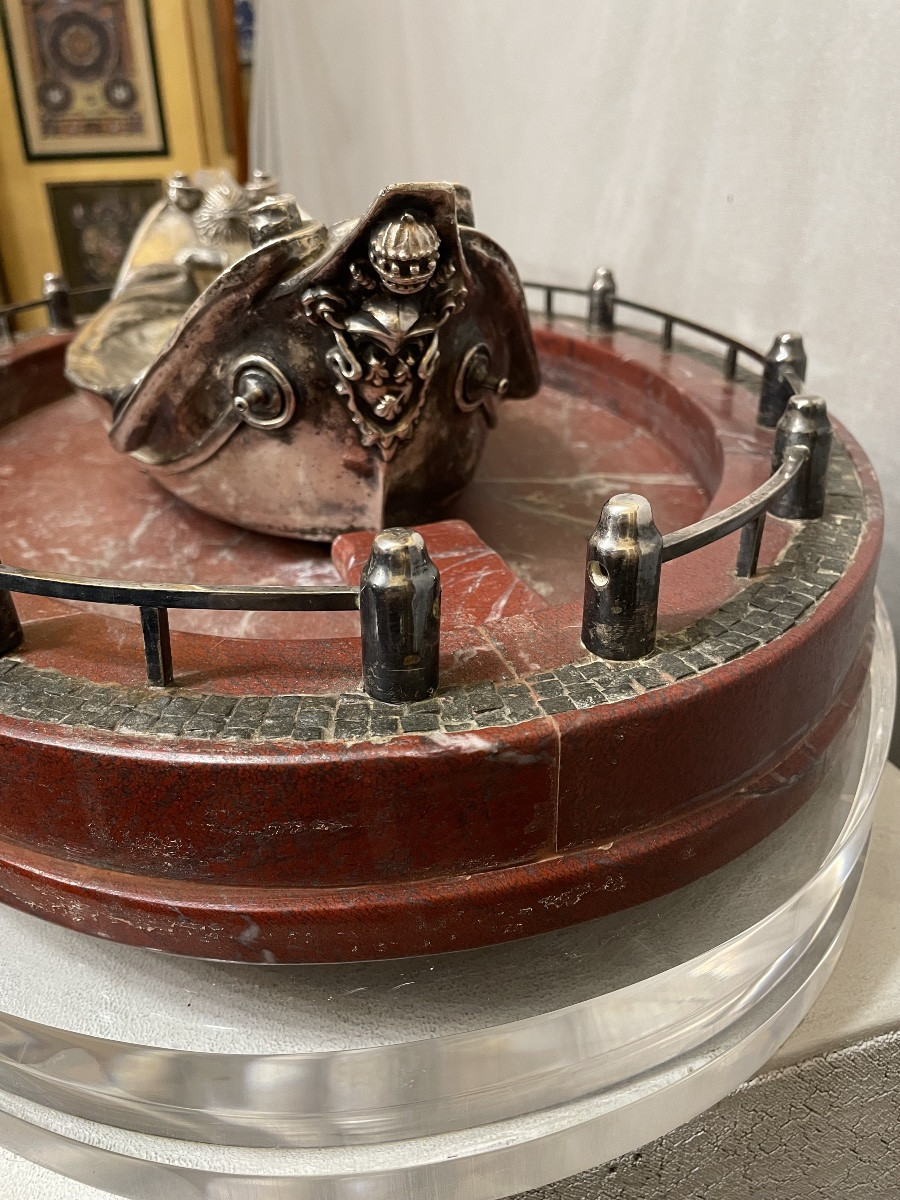 Modello della fontana della Barcaccia a Roma, XX secolo-photo-4