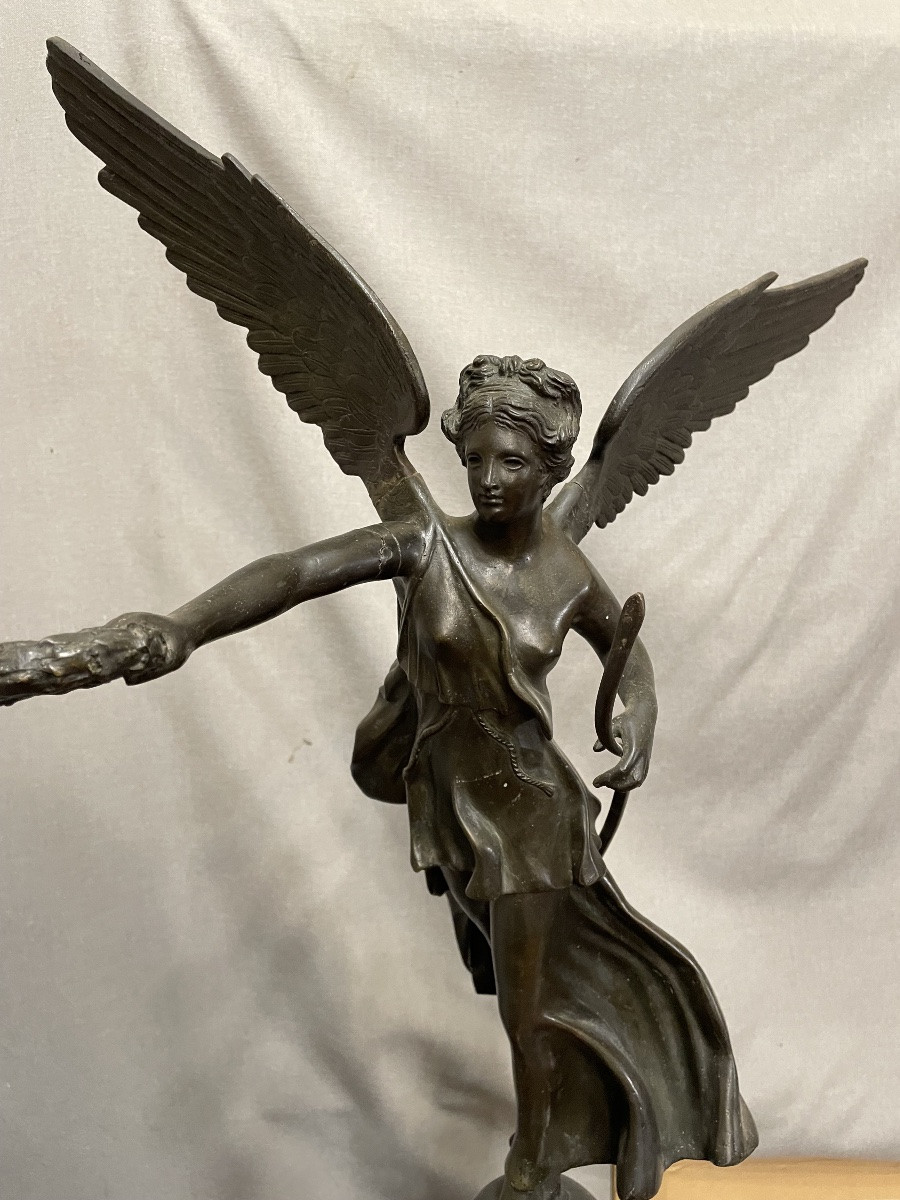 Vittoria alata in bronzo XXsecolo-photo-2