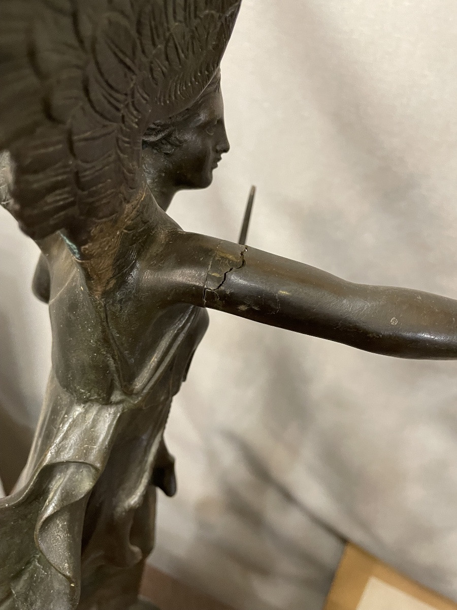 Vittoria alata in bronzo XXsecolo-photo-4
