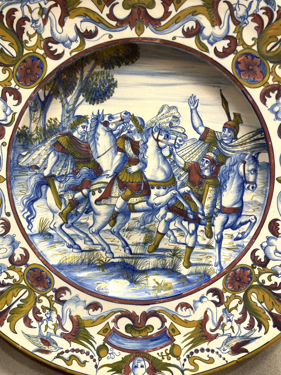 Piatto cerimoniale in ceramica di Gualdo Tadino del XX secolo-photo-2