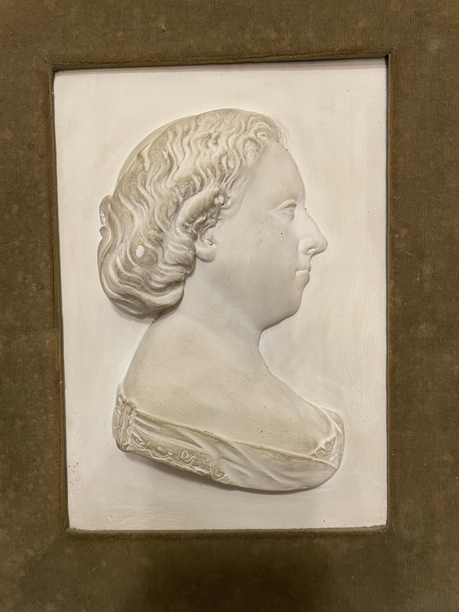 Ritratto in gesso di Elisabeth Von Trotta XXsecolo-photo-2