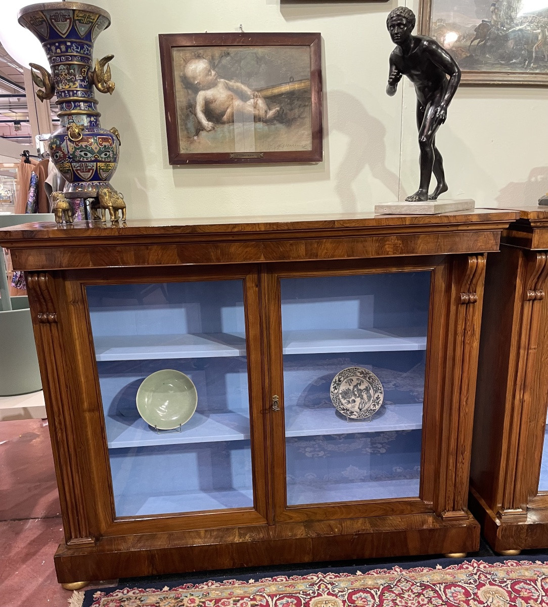 Coppia di vetrine in noce epoca XIXsecolo-photo-2