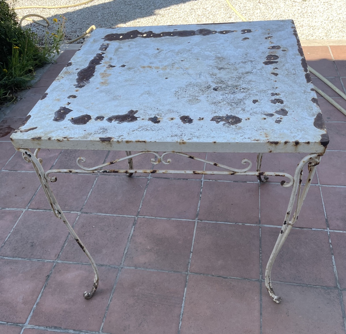 Tavolino in ferro da giardino anni 50/60