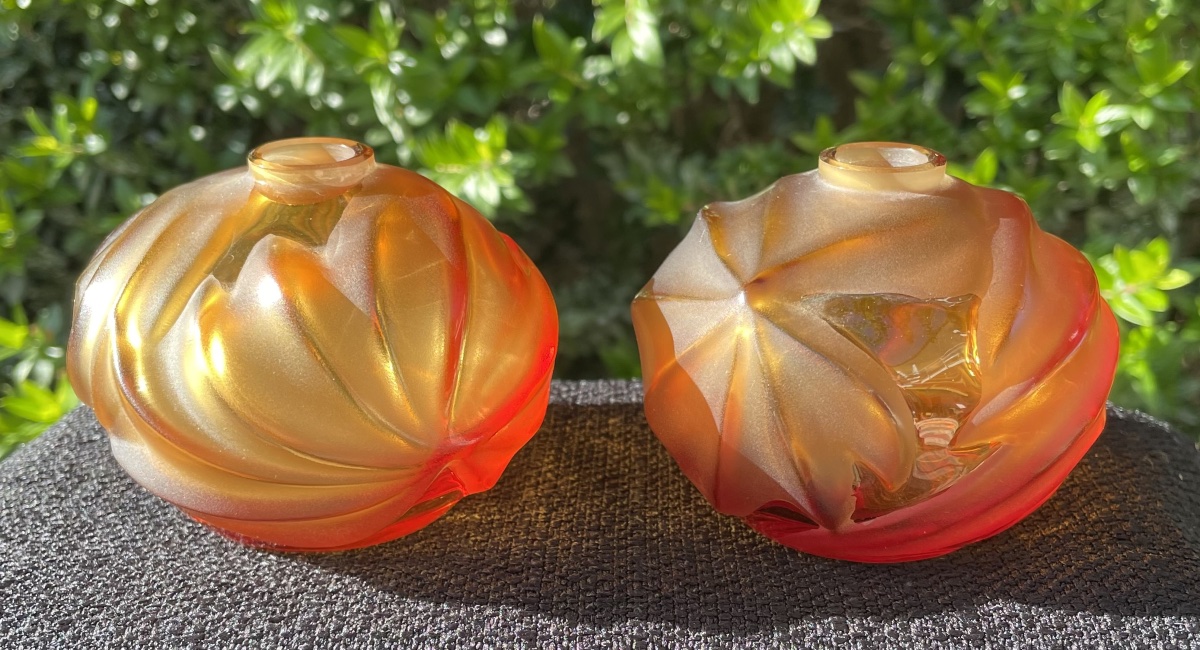 Coppia di piccoli vasetti di Lalique XXsecolo