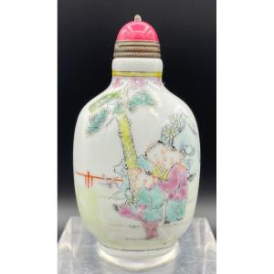 Snuff bottle in porcellana  Cina XIX