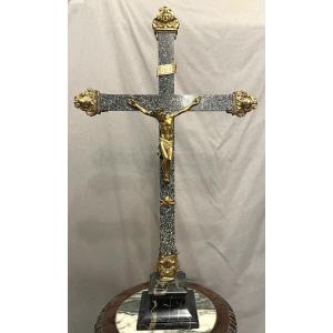 Croce processionale in marmo e bronzo, XVII secolo