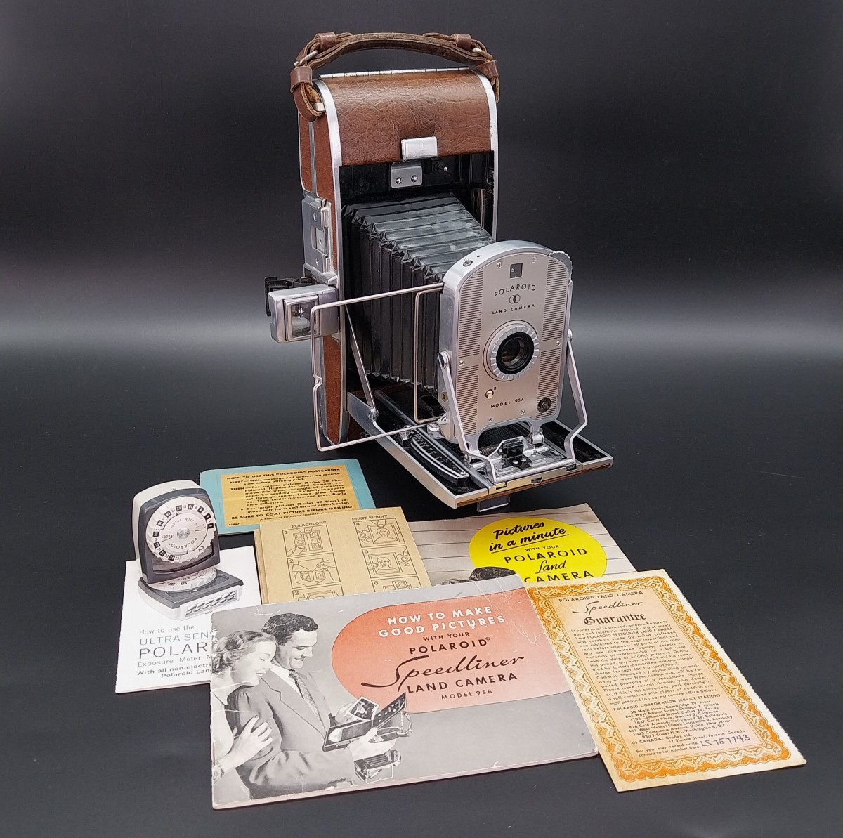Fotocamera a soffietto Polaroid Land Camera modello 95A, 1955.-photo-1
