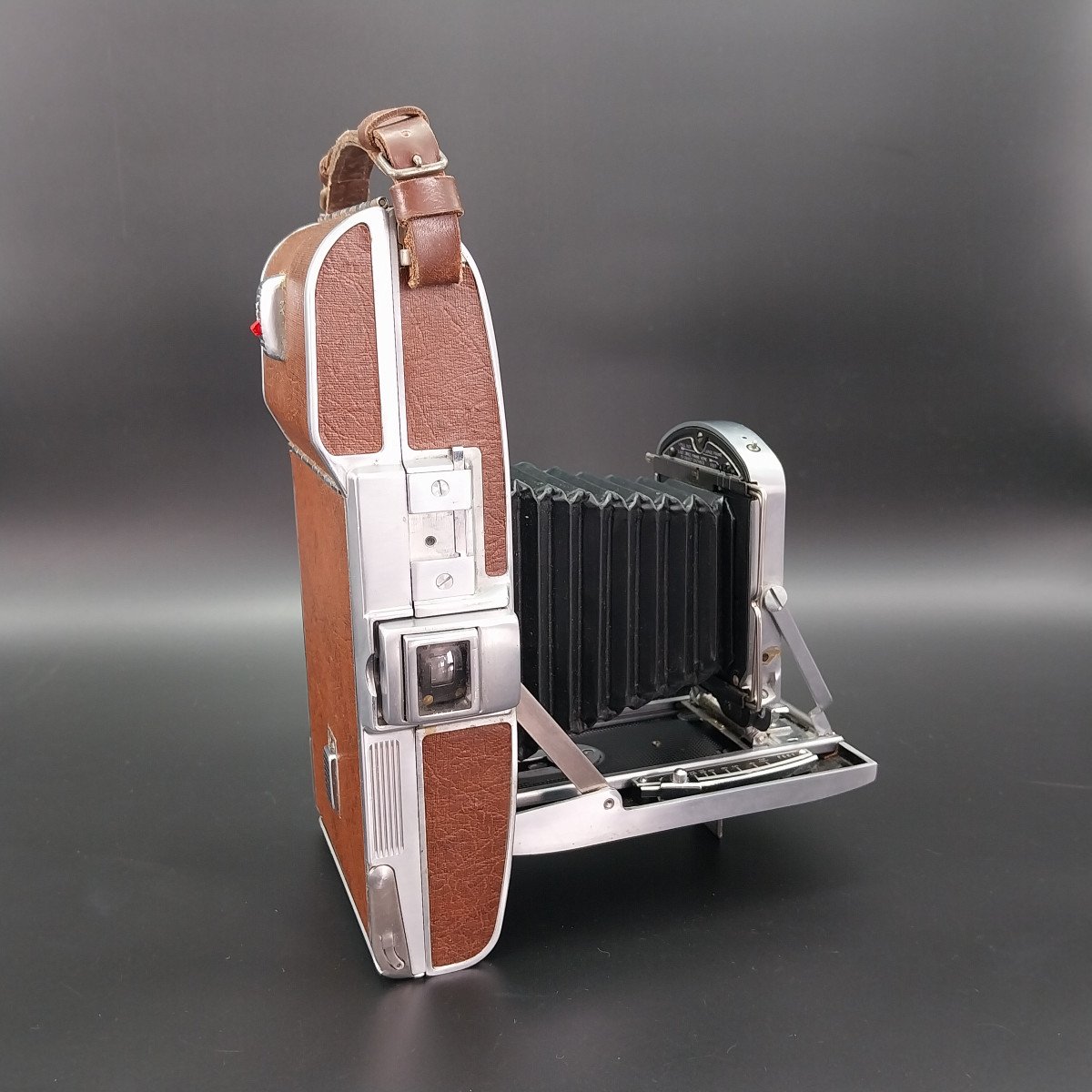 Fotocamera a soffietto Polaroid Land Camera modello 95A, 1955.-photo-8