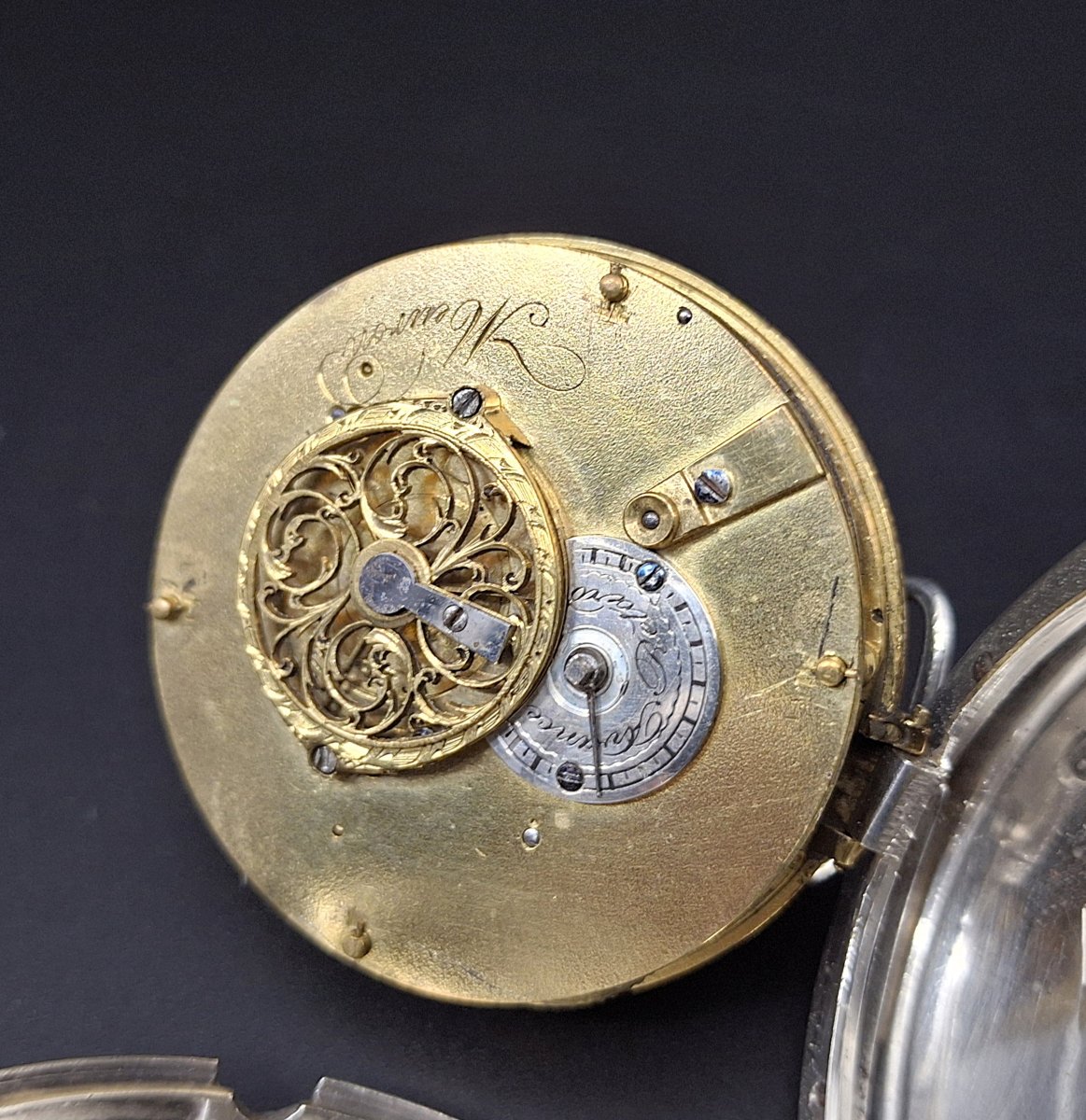 Orologio con doppio fuso orario e quadrante dipinto Firmato "Meuron",  XVIII secolo-photo-7