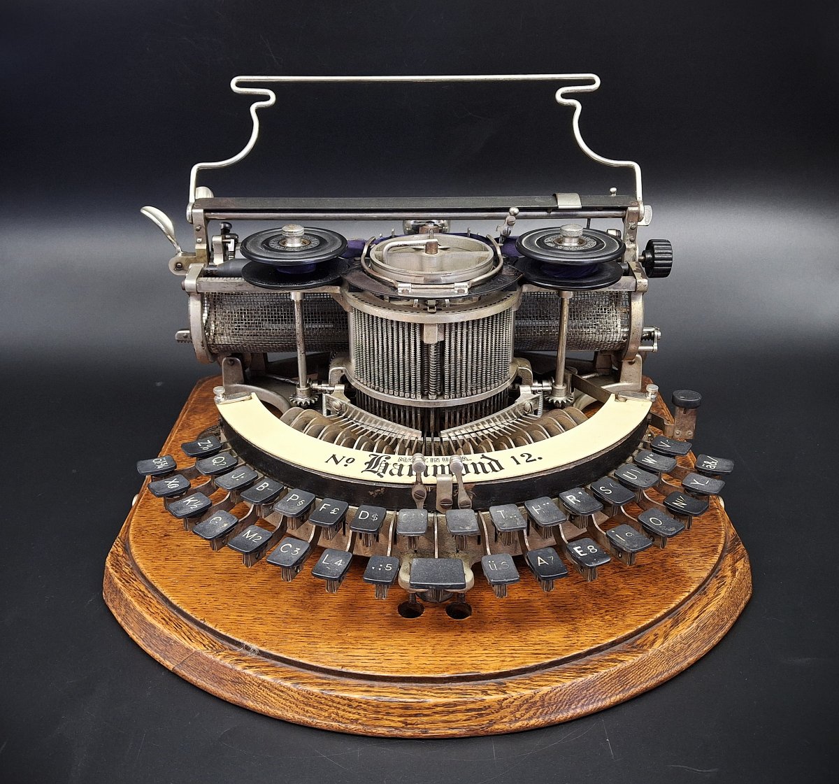 Macchina da scrivere americana  Hammond a mezzaluna, epoca 1905 circa.-photo-3