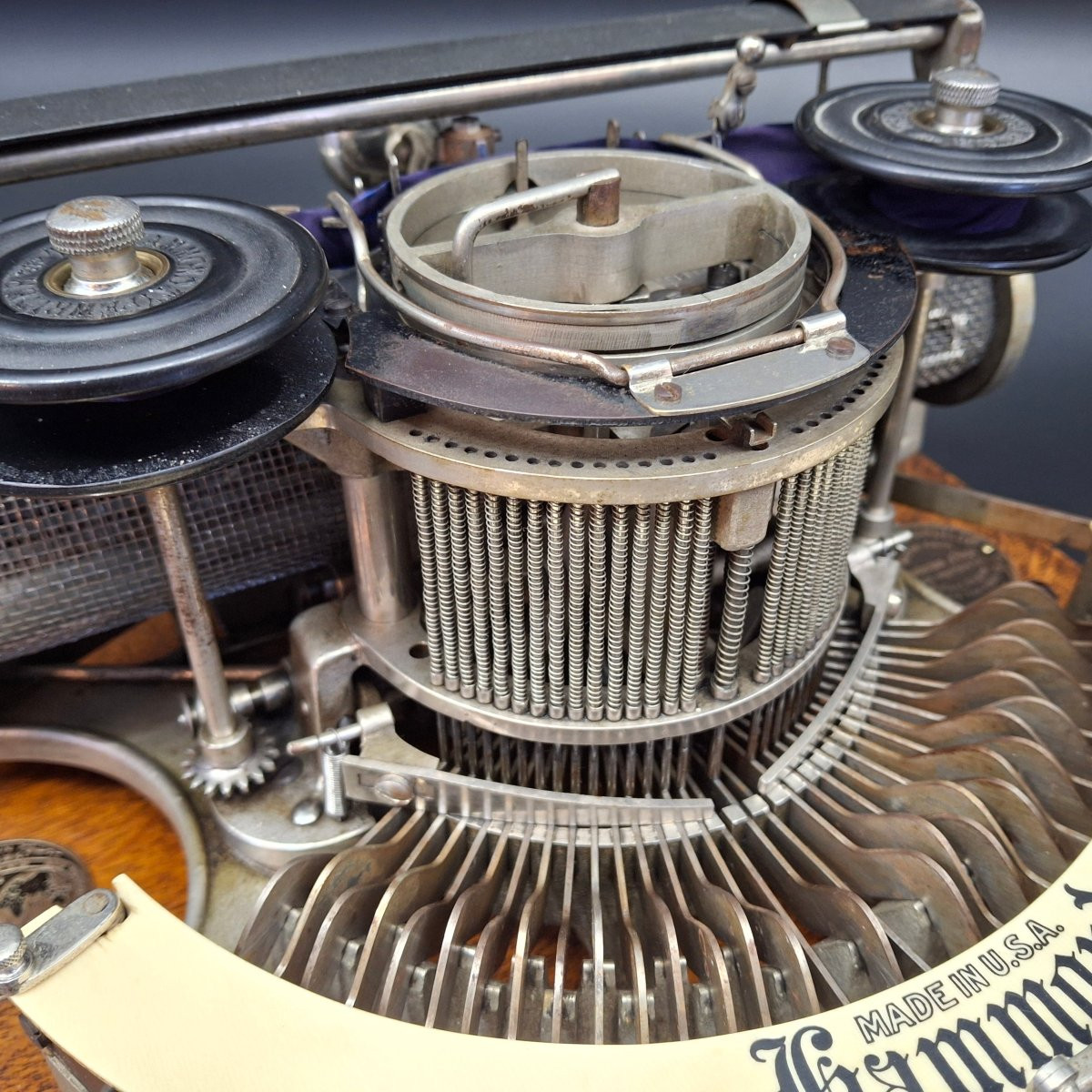 Macchina da scrivere americana  Hammond a mezzaluna, epoca 1905 circa.-photo-3