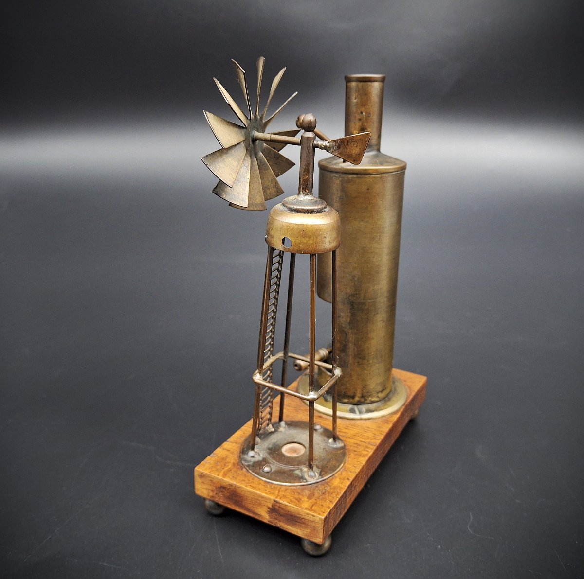 Modello a vapore antico, strumento scientifico, fine 800-photo-1