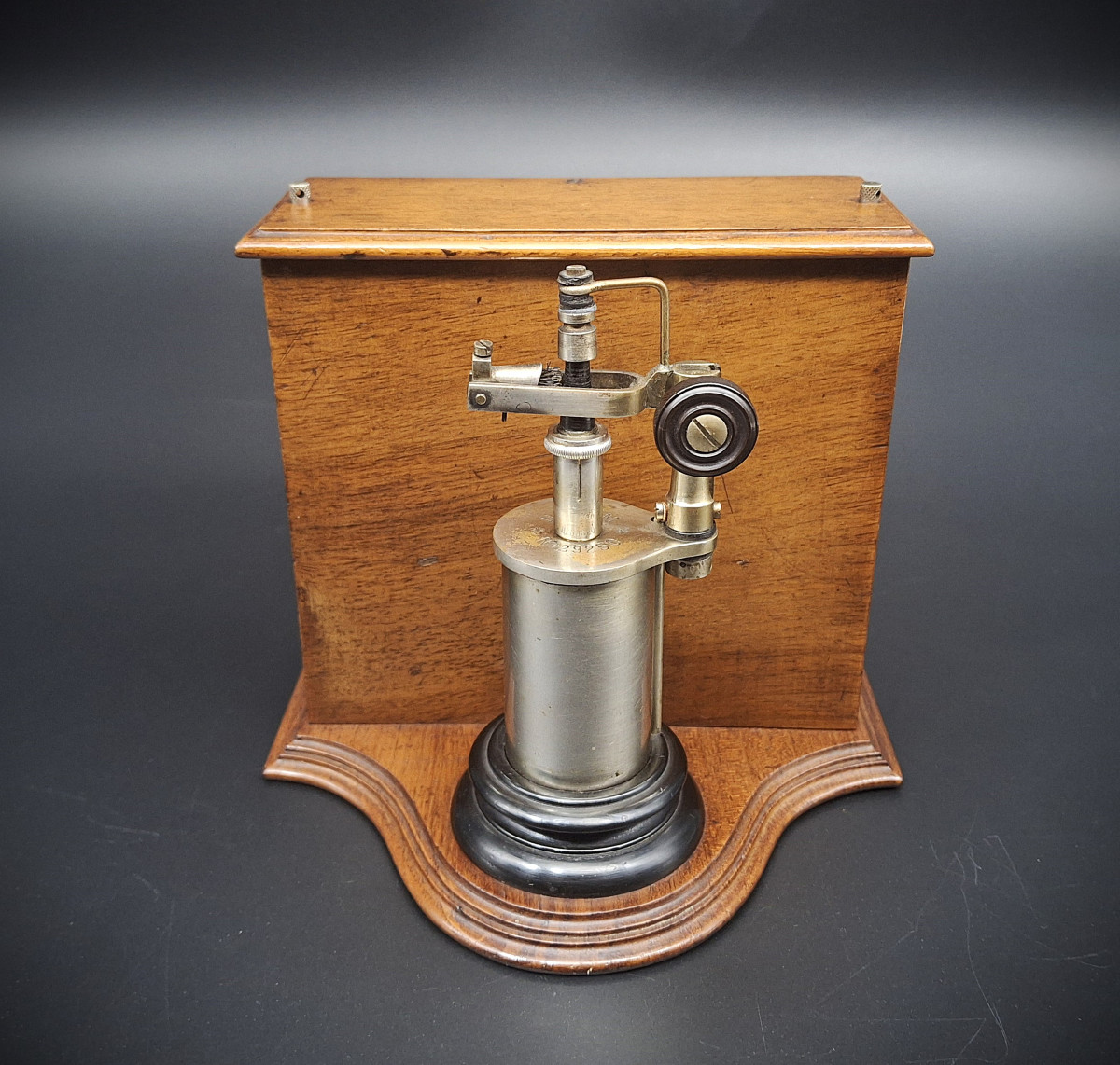 Raro Accendino Elettrico da tavolo Karl Muller, epoca 1900