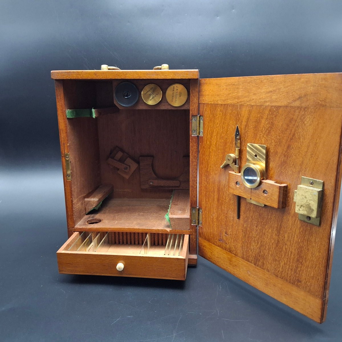 Microscopio in ottone  con custodia originale e accessori J.H.Steward London, 1870-photo-2