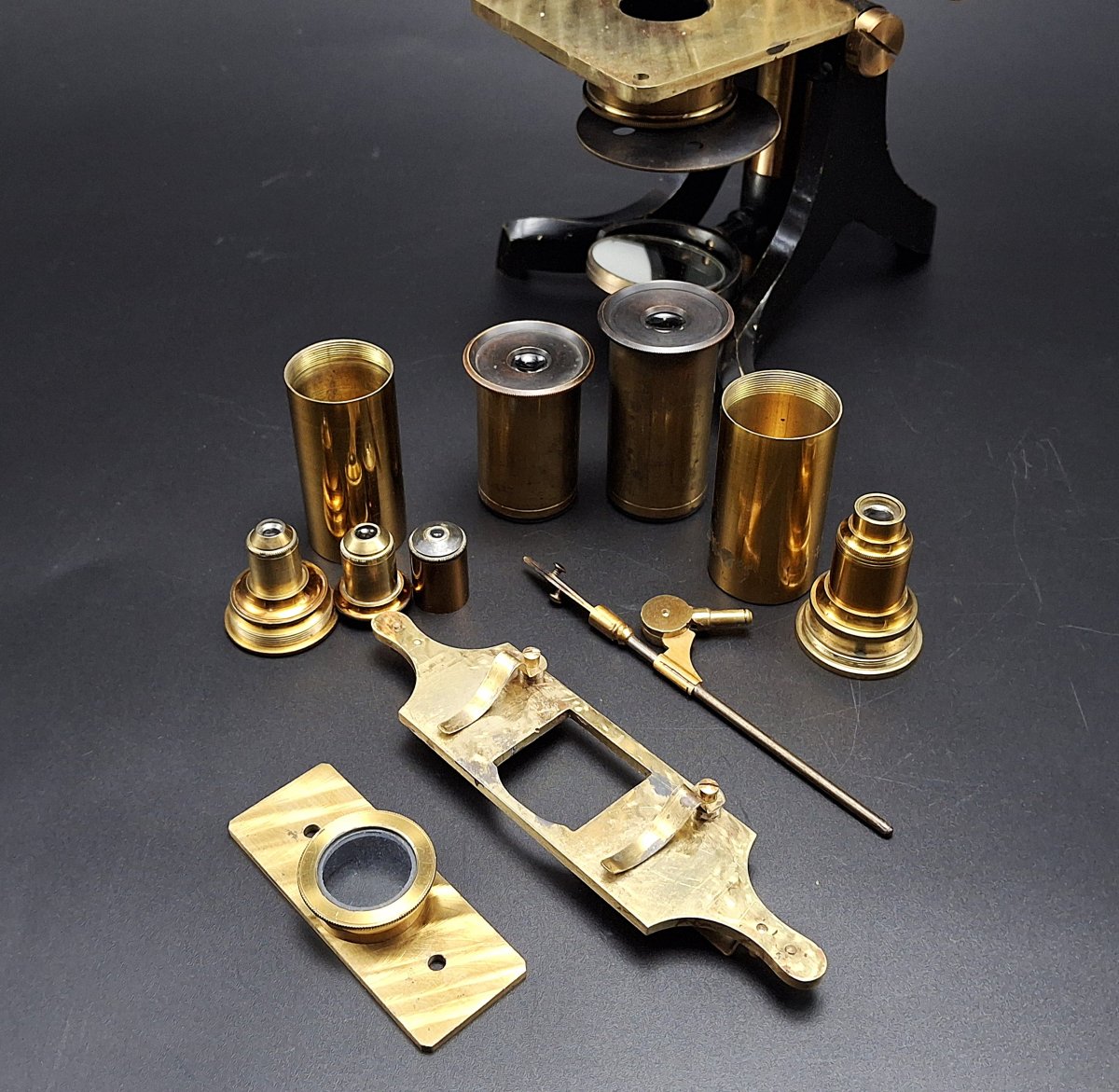 Microscopio in ottone  con custodia originale e accessori J.H.Steward London, 1870-photo-5