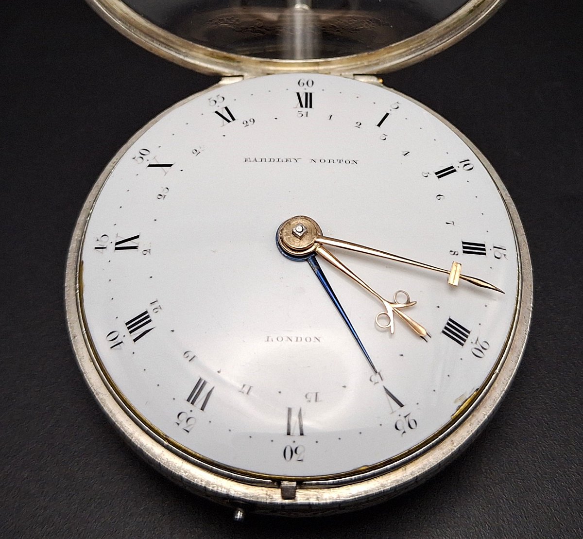 Orologio da tasca con scappamento a cilindro, ripetizione ore  e quarti, calendario, fine 700-photo-3