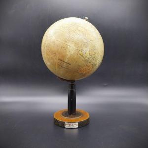 Globo Terrestre Antonio Vallardi, 1930 c