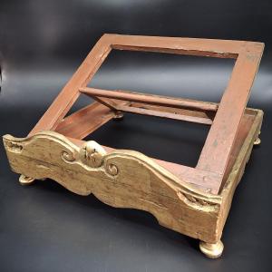 Leggio antico in legno dorato, XIX secolo