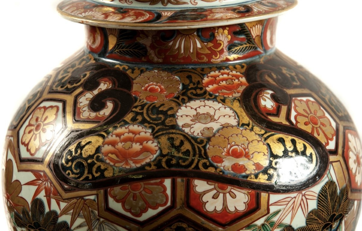 coppia di vasi giapponesi Imari di grandi dimensioni, periodo Genroku (ca. 1688–1704)-photo-3