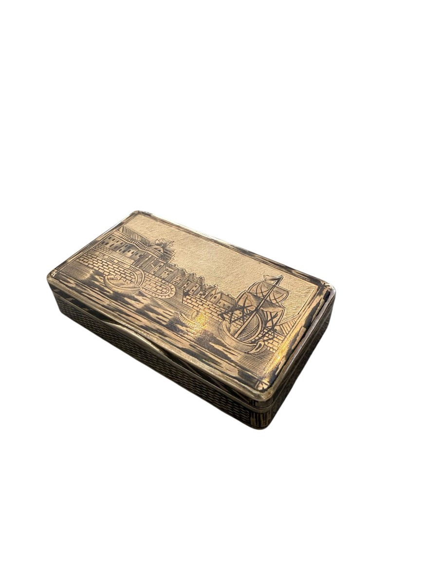 Tabacchiera russa in argento niellato, Mosca, 1883