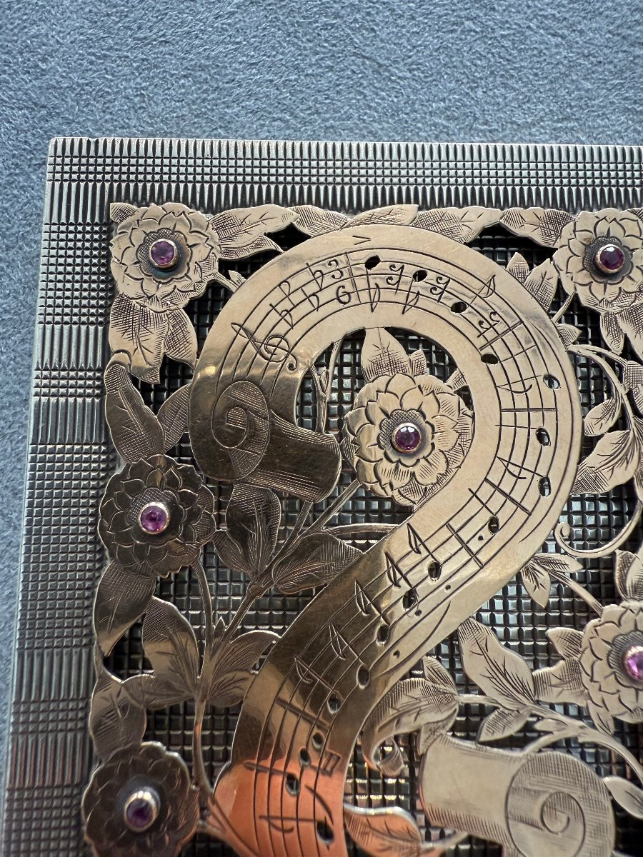 Tabacchiera multifunzionale in argento e oro con decoro musicale – Boucheron, Parigi, XX secolo-photo-4