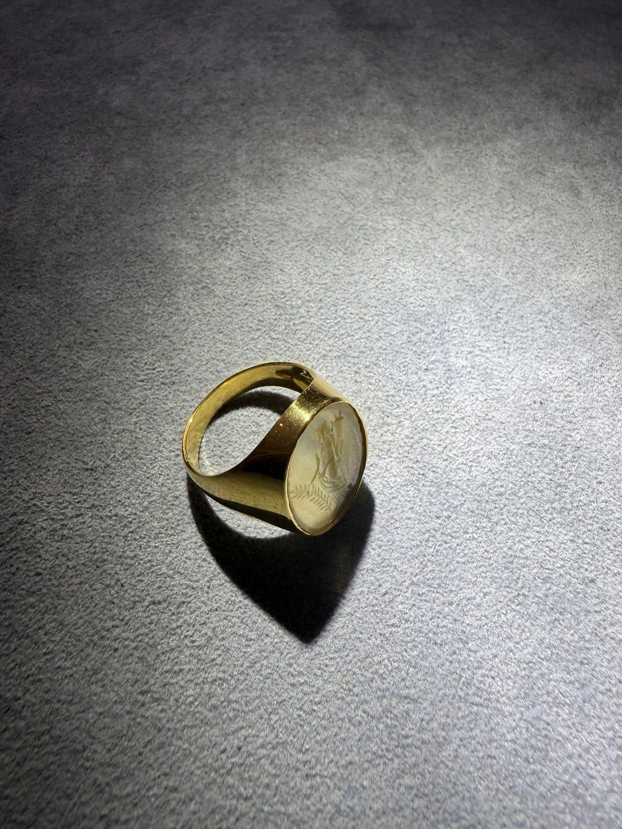 Anello in oro con intaglio antico in agata gialla-photo-4