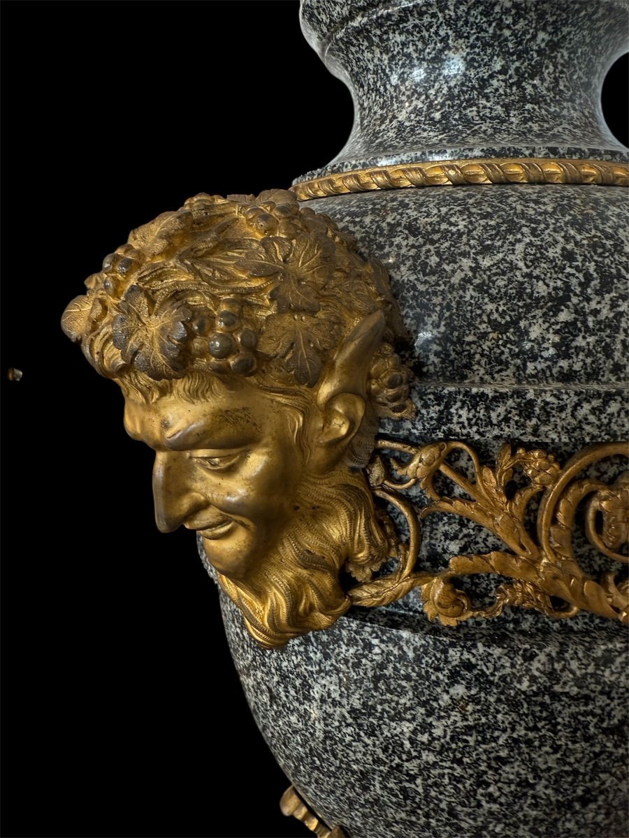 Coppia di vasi in porfido grigio e bronzo dorato  Attribuiti a Pierre-Philippe Thomire (1751–18-photo-6