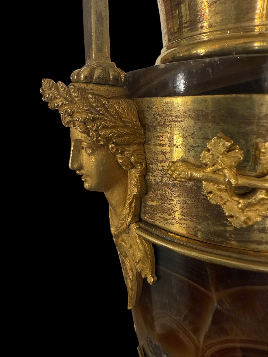 Coppia di vasi in alabastro tartarugato e bronzo dorato, Roma, fine del XVIII secolo, ambito Va-photo-4