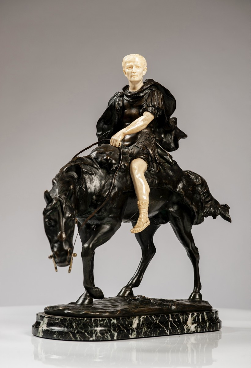 Scultura in bronzo patinato e avorio, firmata B. Nannini  Italia, prima metà del XIX secolo