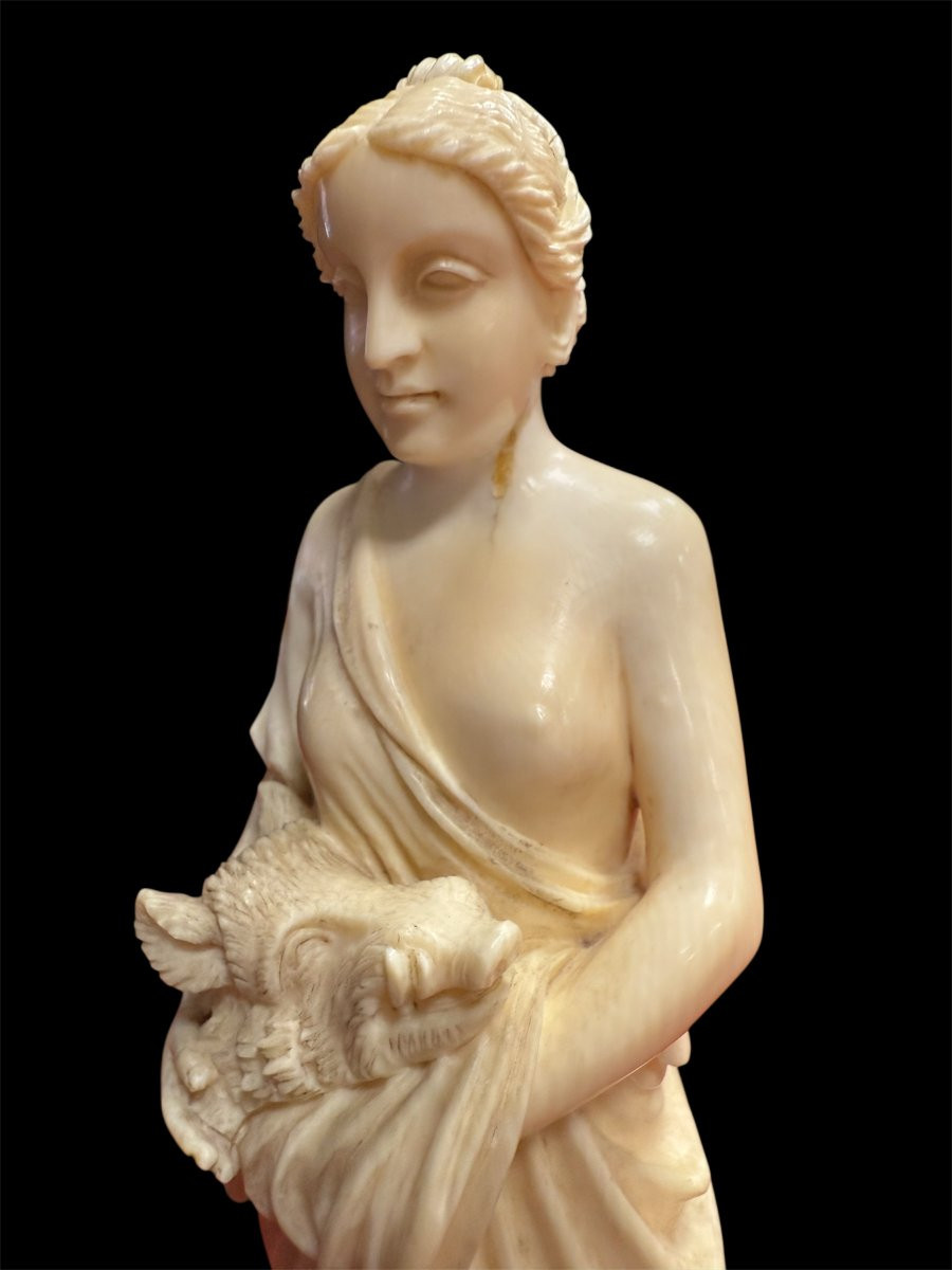 Scultura in avorio raffigurante Diana cacciatrice-photo-3