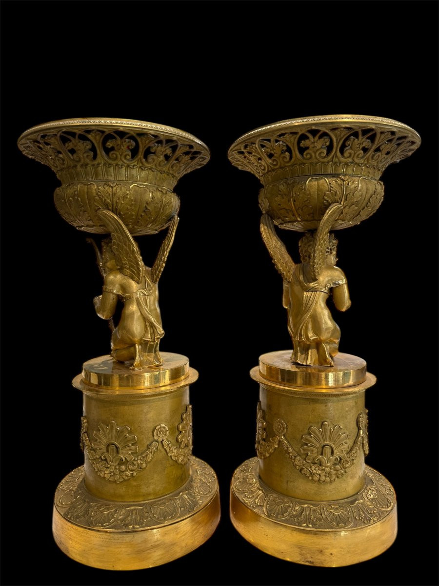 Coppia di cassolette in bronzo dorato, firmate Thomire à Paris-photo-4