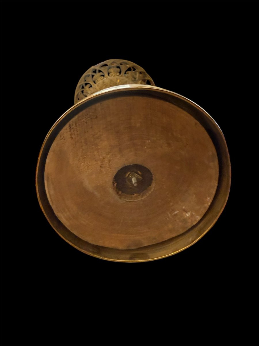 Coppia di cassolette in bronzo dorato, firmate Thomire à Paris-photo-7