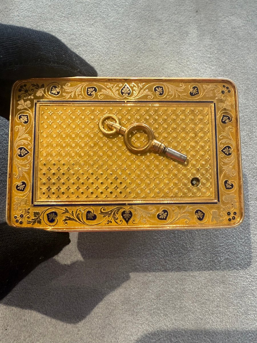 Tabacchiera musicale in oro 18 carati e smalti – Georges Raymond Lamy & Cie, Ginevra, ca. 1825–-photo-4