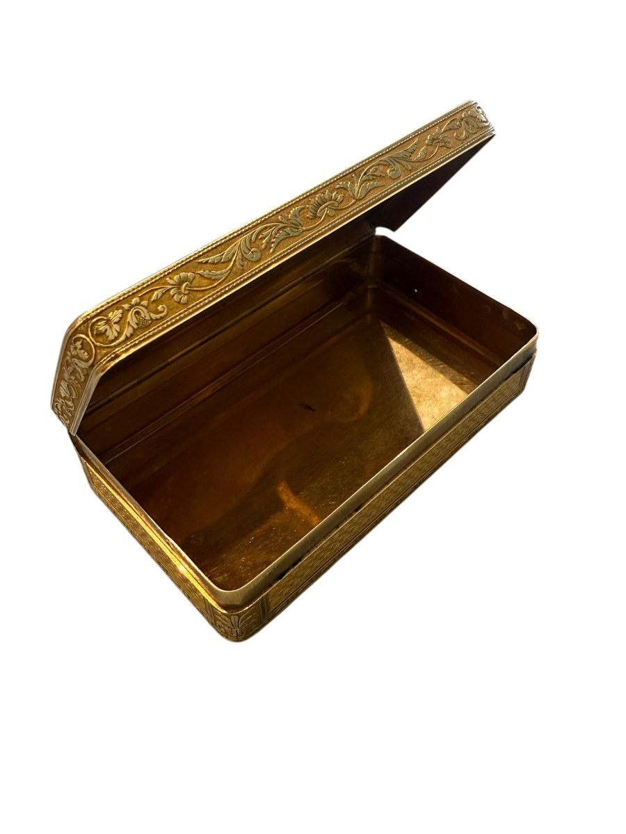 Tabacchiera rettangolare in oro, Francia, circa 1840–1860.-photo-3